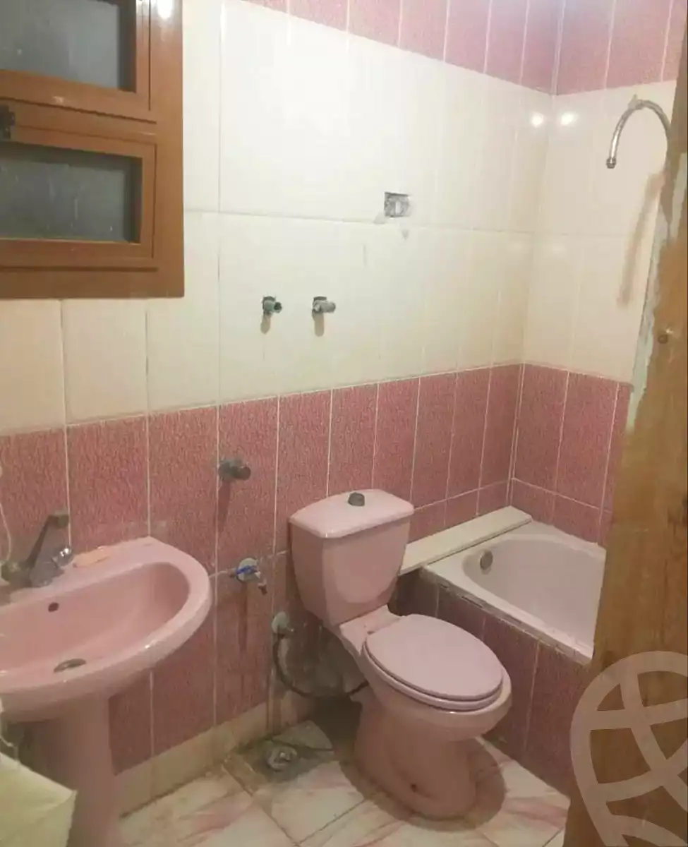 https://aqarmap.com.eg/ar/listing/7204925-for-sale-alexandria-al-agamy-lbytsh-shahr-al-assal-st