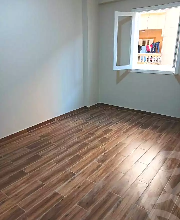 https://aqarmap.com.eg/en/listing/7204999-for-sale-alexandria-el-asafra-ahmed-tiesser-st