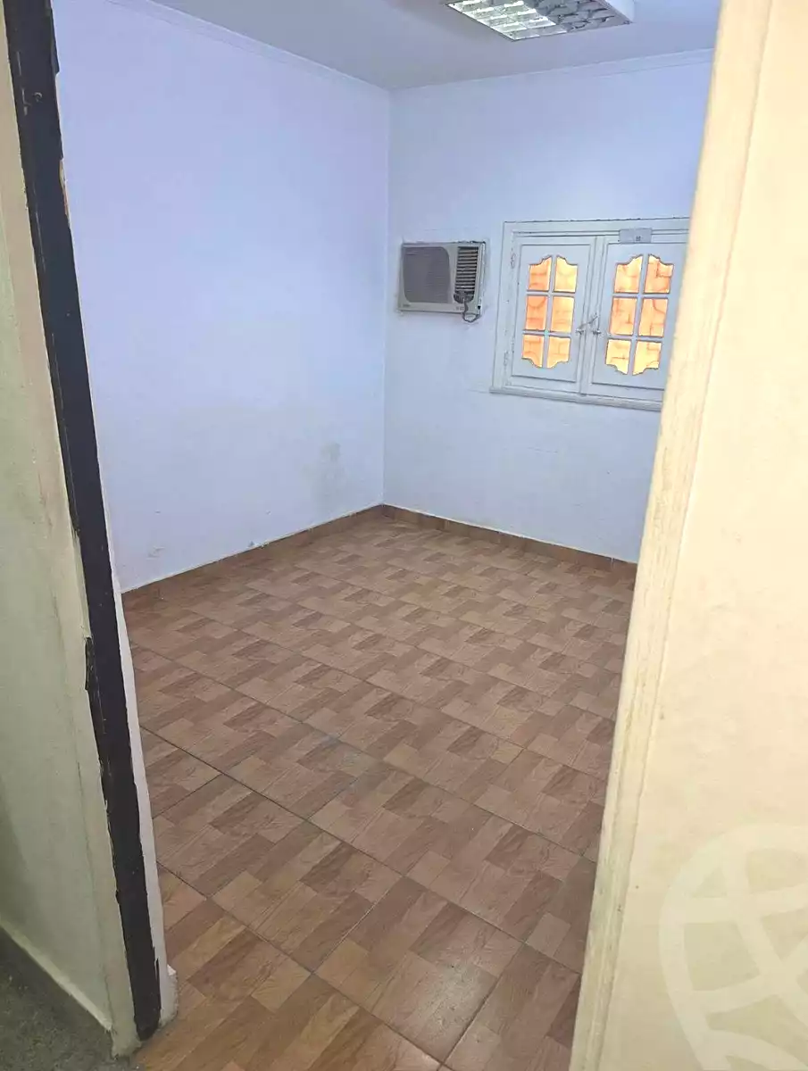 https://aqarmap.com.eg/ar/listing/7205027-for-rent-cairo-heliopolis-heliopolis-square-abd-al-hamid-abou-hief-st