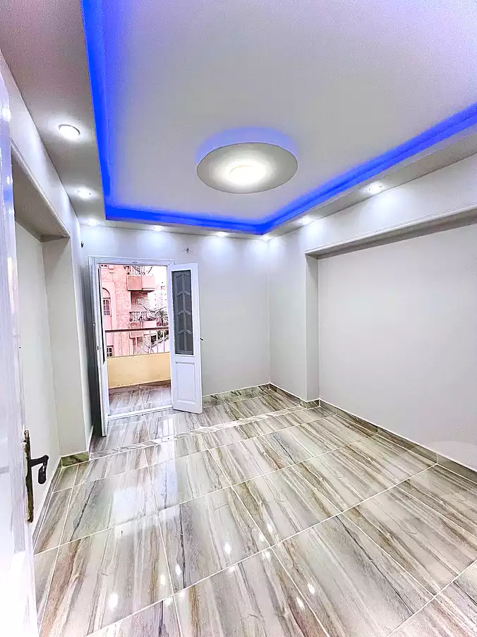 https://aqarmap.com.eg/ar/listing/7205180-for-sale-alexandria-al-agamy-shataa-el-nakheel