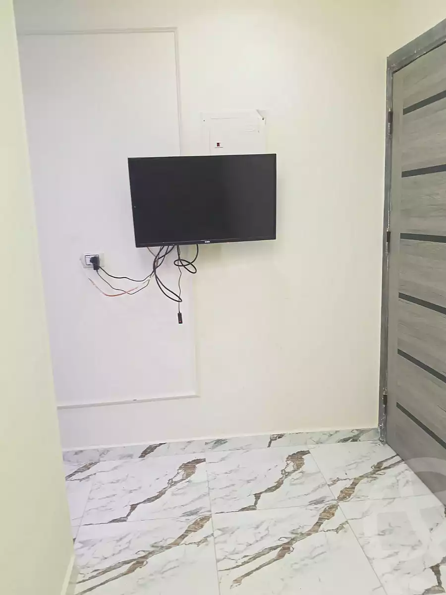 https://aqarmap.com.eg/ar/listing/7205376-for-rent-cairo-6th-of-october-el-ahyaa-neighborhood-1st