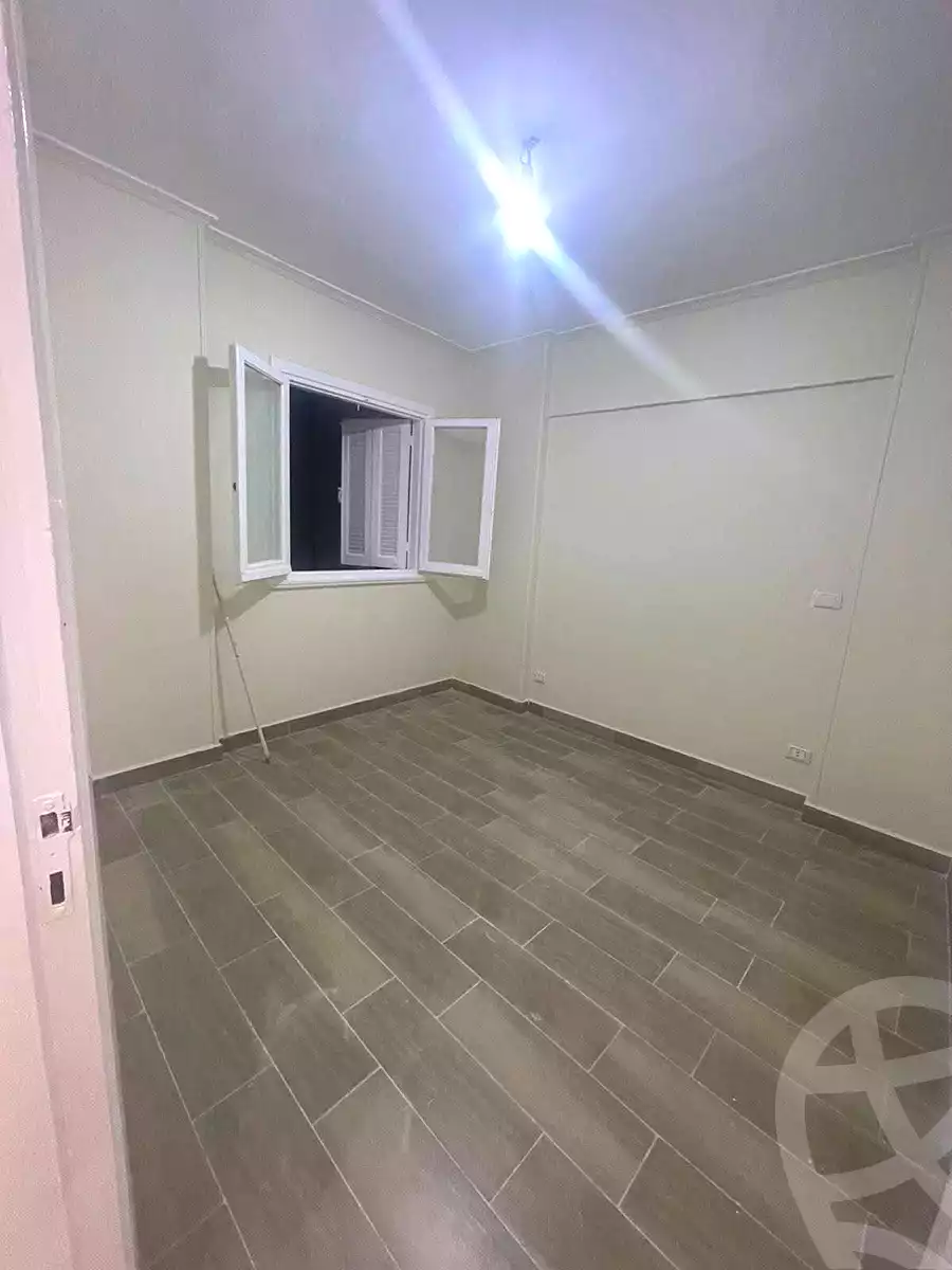 https://aqarmap.com.eg/en/listing/7205421-for-sale-alexandria-miami-mahmoud-el-isawy-st