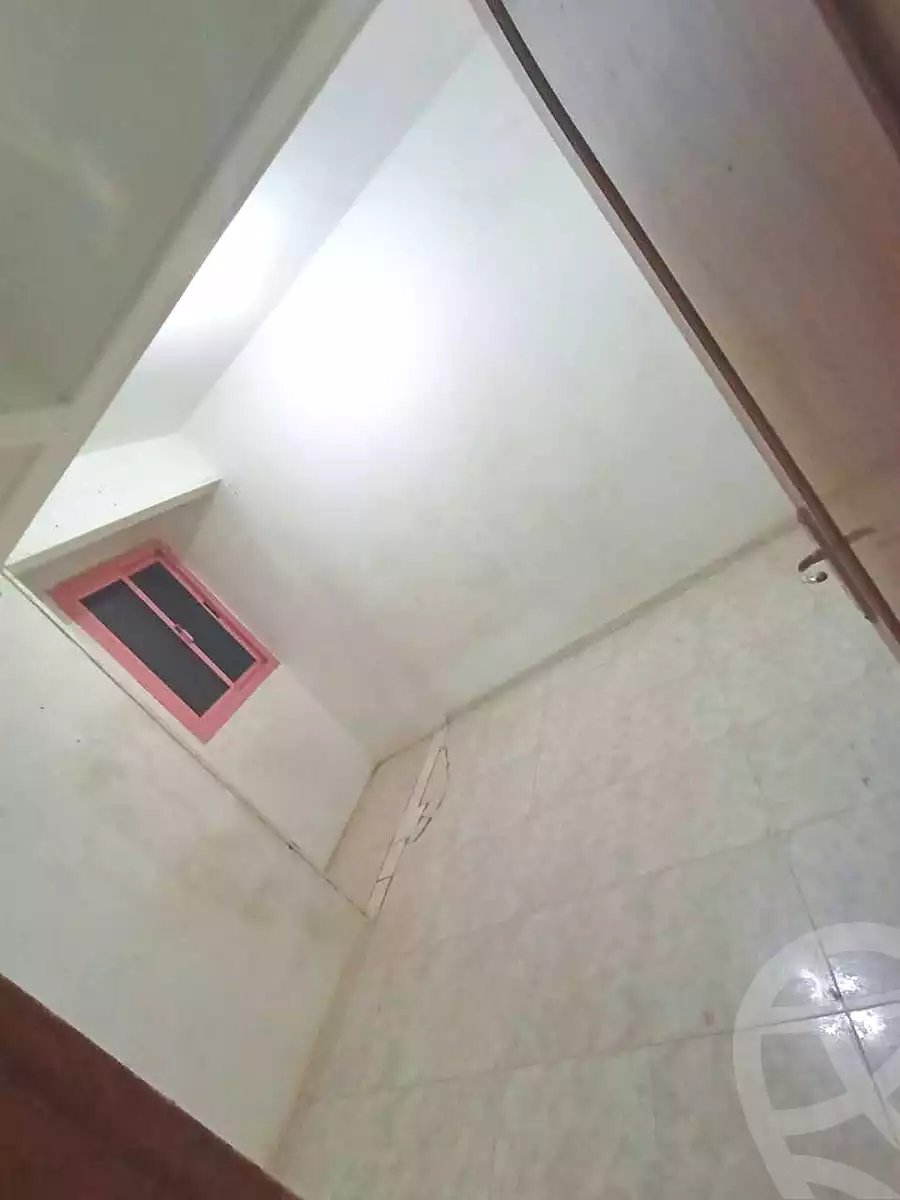 https://aqarmap.com.eg/ar/listing/7205451-for-sale-cairo-helwan-helwan-el-sharkeya-thabit-basha-st