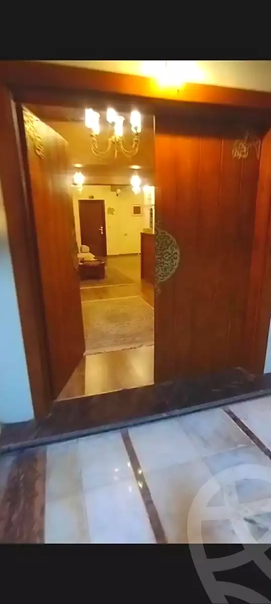 https://aqarmap.com.eg/ar/listing/7206520-for-rent-cairo-downtown-el-tahrir