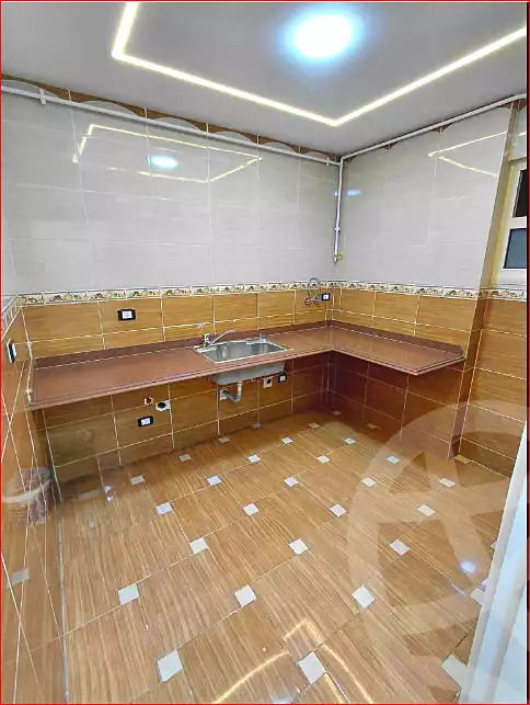 https://aqarmap.com.eg/en/listing/7207309-for-sale-alexandria-sydy-bshr-sydy-bshr-bhry-shr-lsg-mhmd-bd-lslm