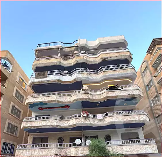https://aqarmap.com.eg/ar/listing/7207452-for-sale-alexandria-al-agamy-shataa-el-nakheel