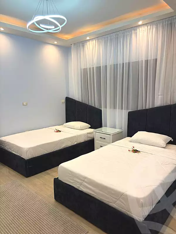 https://aqarmap.com.eg/ar/listing/7207463-for-sale-cairo-new-cairo-compounds-lakeview-residence
