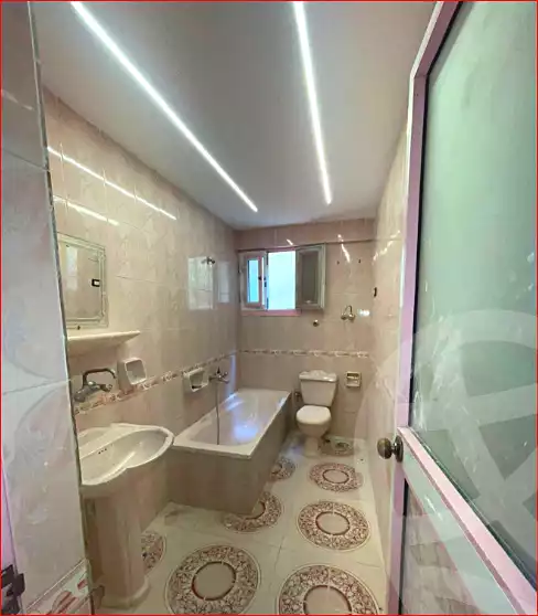 https://aqarmap.com.eg/ar/listing/7207468-for-sale-alexandria-lsywf-el-falki