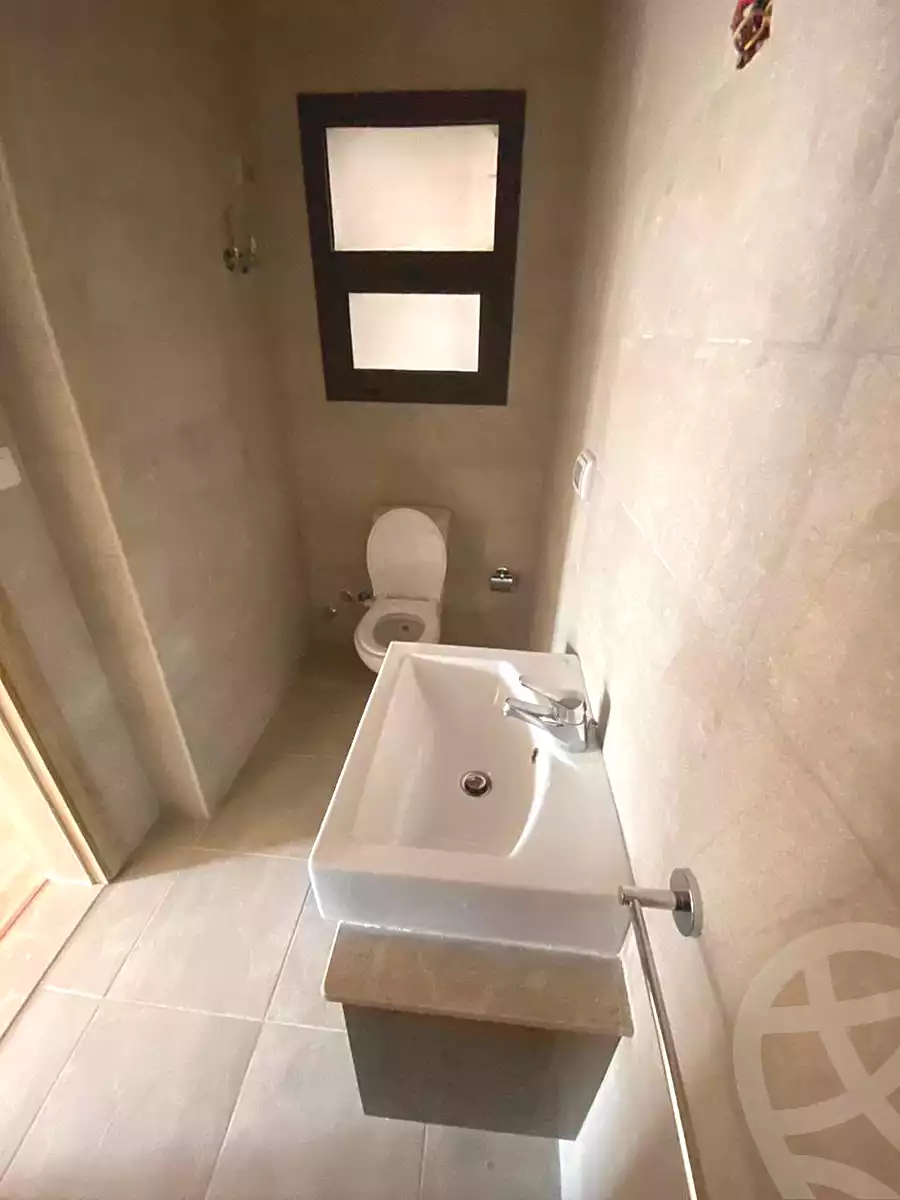 https://aqarmap.com.eg/ar/listing/7207754-for-rent-cairo-new-cairo-compounds-fyfth-skwyr-mwl-lmrsm-llttwyr