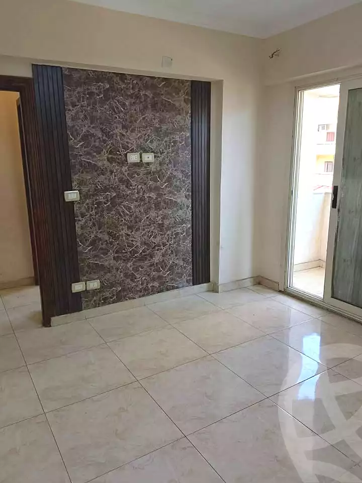 https://aqarmap.com.eg/en/listing/7208001-for-rent-alexandria-alexandria-marsa-matrouh-rd