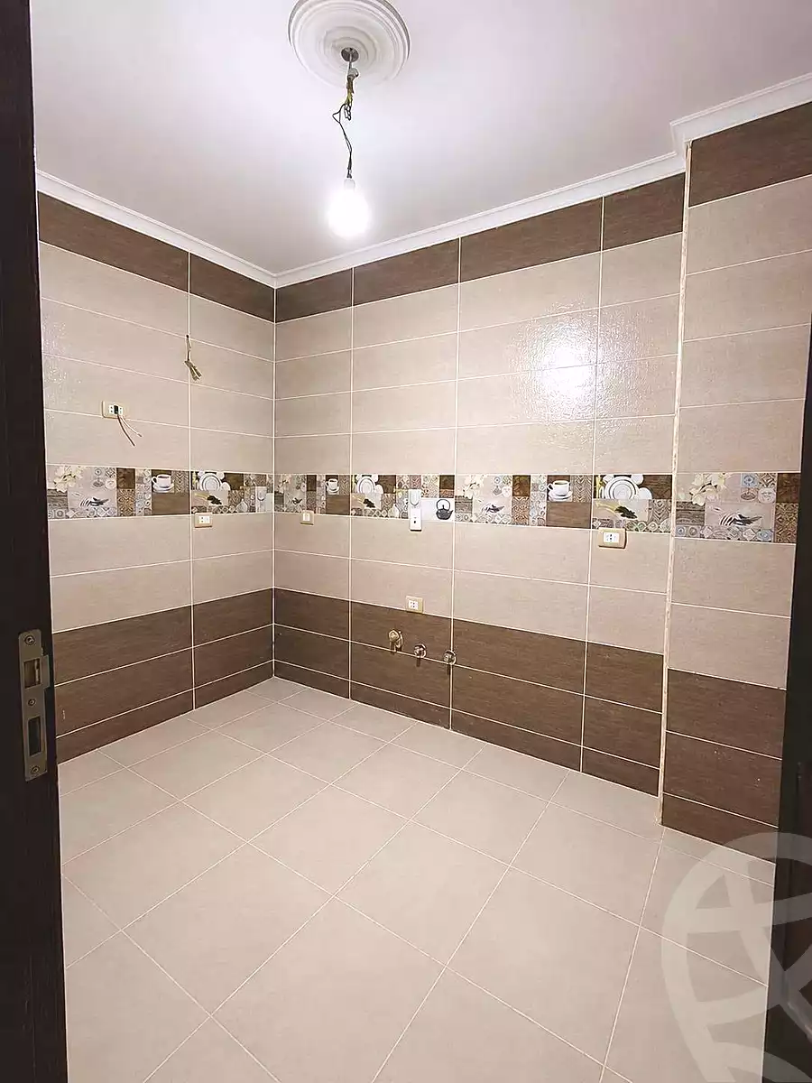 https://aqarmap.com.eg/ar/listing/7208022-for-sale-cairo-helwan-helwan-el-sharkeya-latif-basha-st