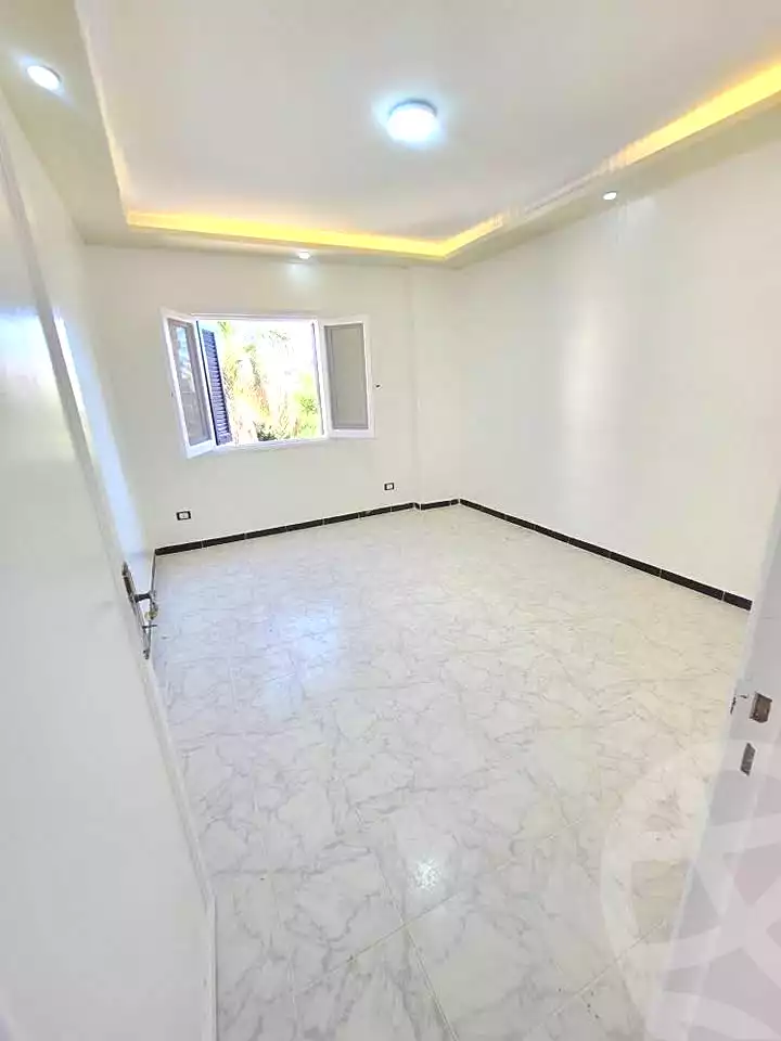 https://aqarmap.com.eg/ar/listing/7208393-for-sale-alexandria-al-agamy-shataa-el-nakheel
