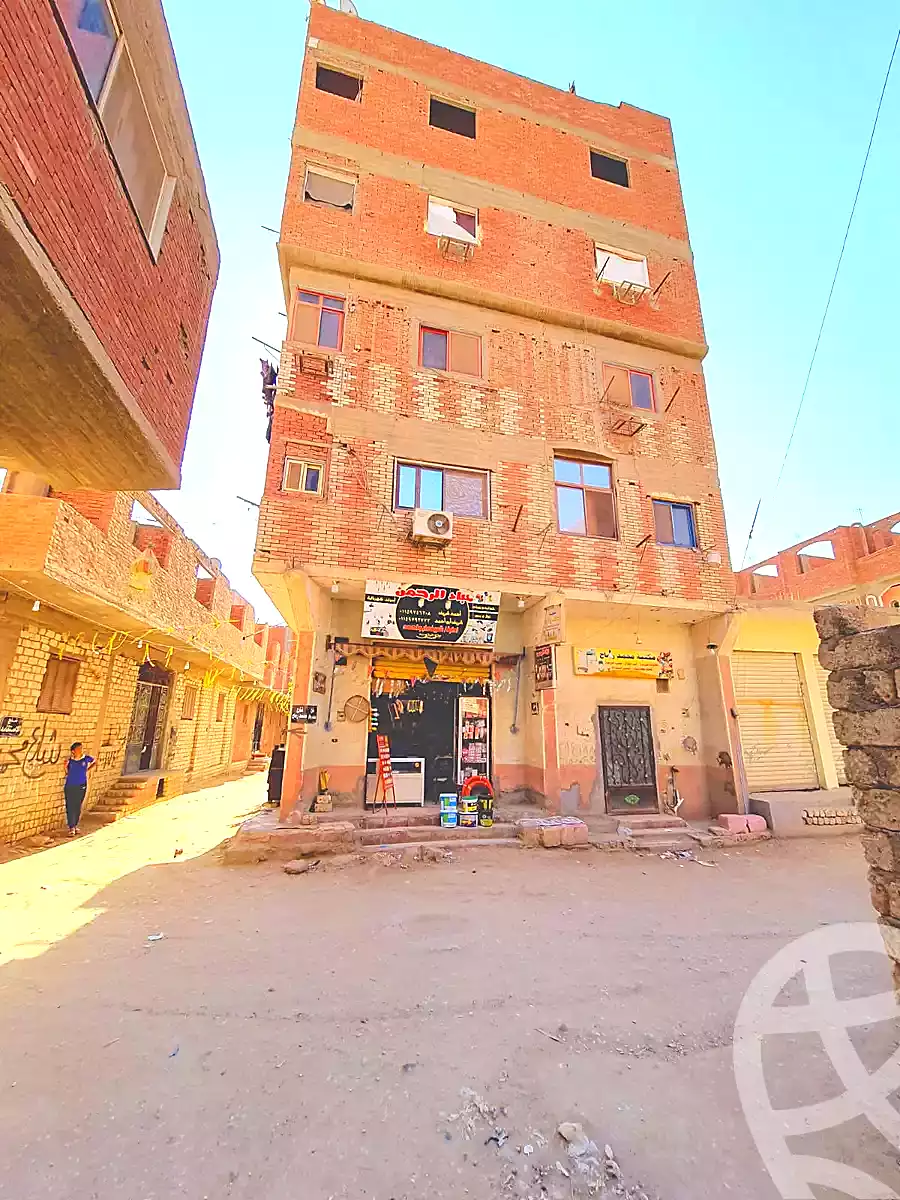 https://aqarmap.com.eg/ar/listing/7208406-for-sale-cairo-helwan-el-harir-st