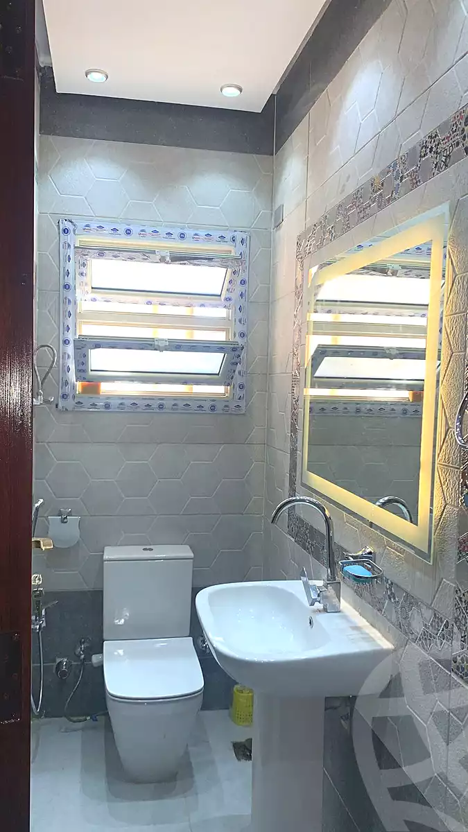 https://aqarmap.com.eg/ar/listing/7208443-for-rent-cairo-new-cairo-hy-skn-ljm-lmryky