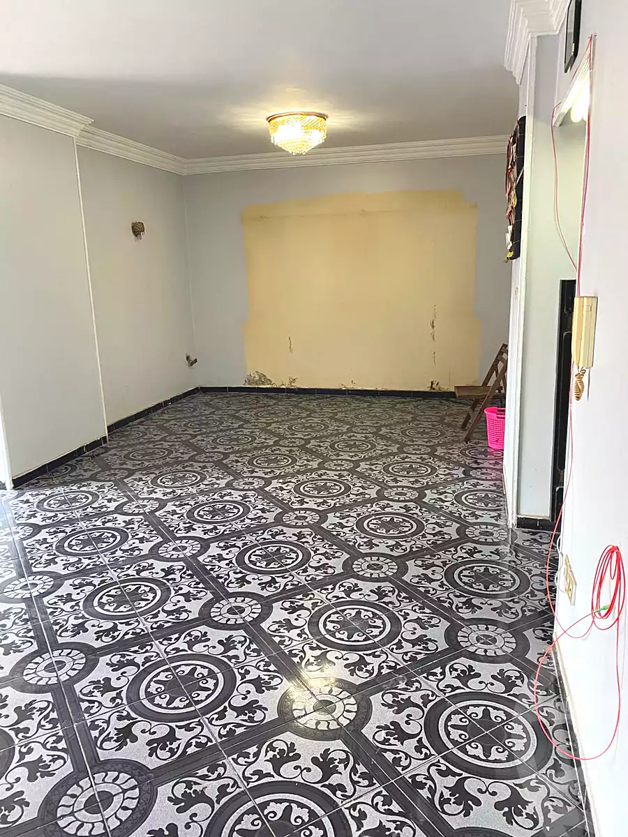 https://aqarmap.com.eg/en/listing/7208476-for-rent-cairo-heliopolis-gesr-elsuez-ibn-sender-square