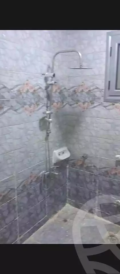 https://aqarmap.com.eg/ar/listing/7208520-for-sale-alexandria-el-asafra-shr-45