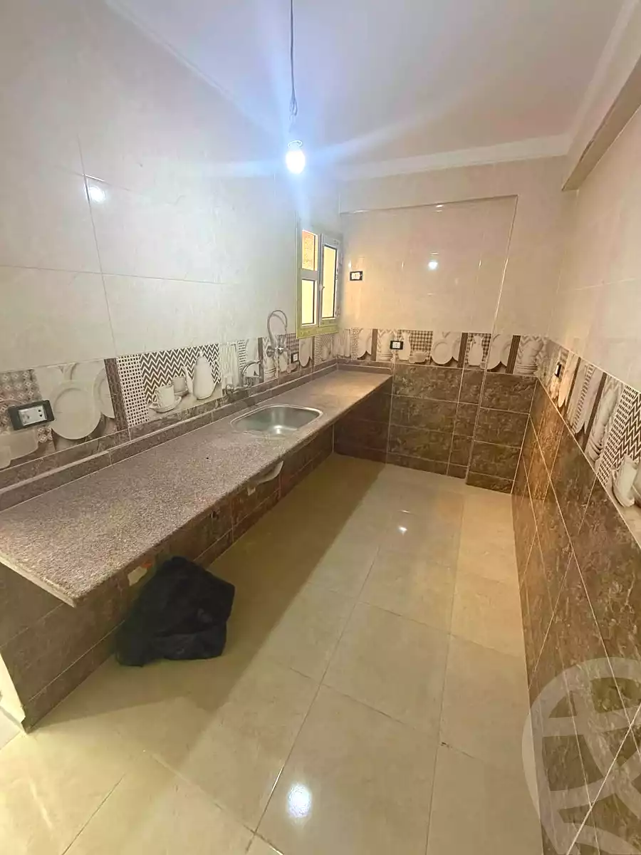 https://aqarmap.com.eg/en/listing/7208573-for-sale-alexandria-lsywf-el-falki