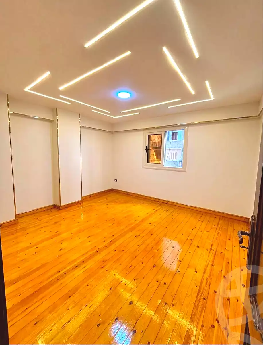 https://aqarmap.com.eg/en/listing/7208582-for-sale-alexandria-sydy-bshr