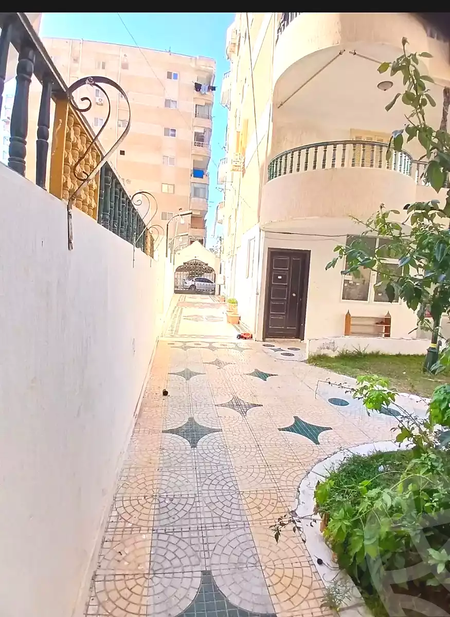 https://aqarmap.com.eg/ar/listing/7208634-for-sale-alexandria-al-agamy-el-kilo-21