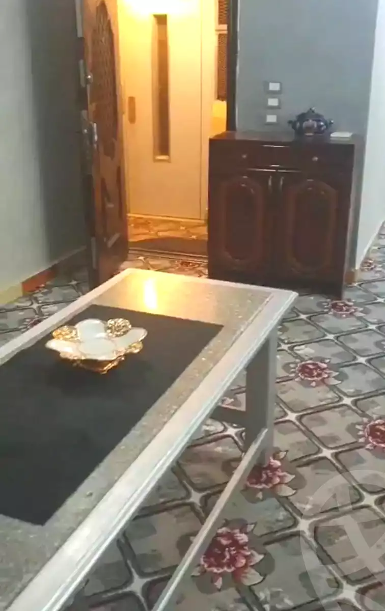 https://aqarmap.com.eg/en/listing/7208645-for-sale-cairo-el-haram-shareaa-khatem-el-morsalen