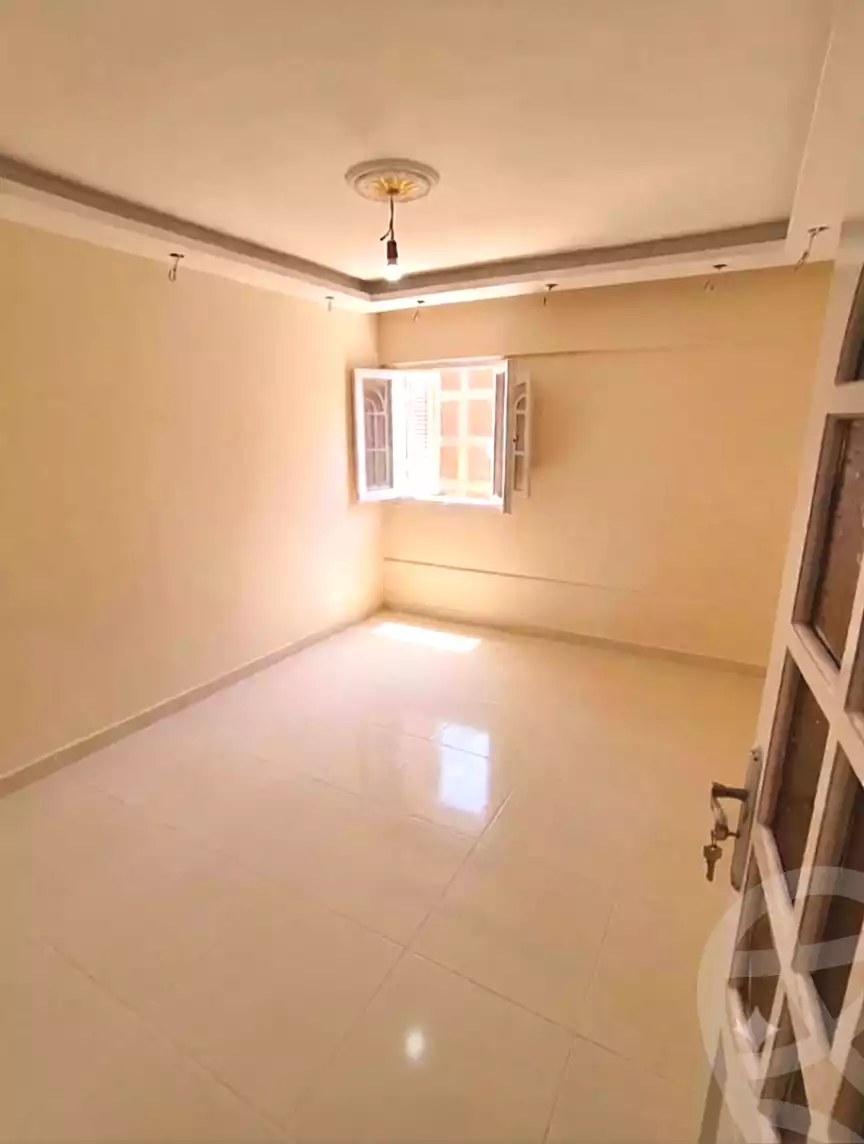 https://aqarmap.com.eg/en/listing/7205807-for-sale-alexandria-al-agamy-el-hanouvel-al-haded-we-al-soulb-st