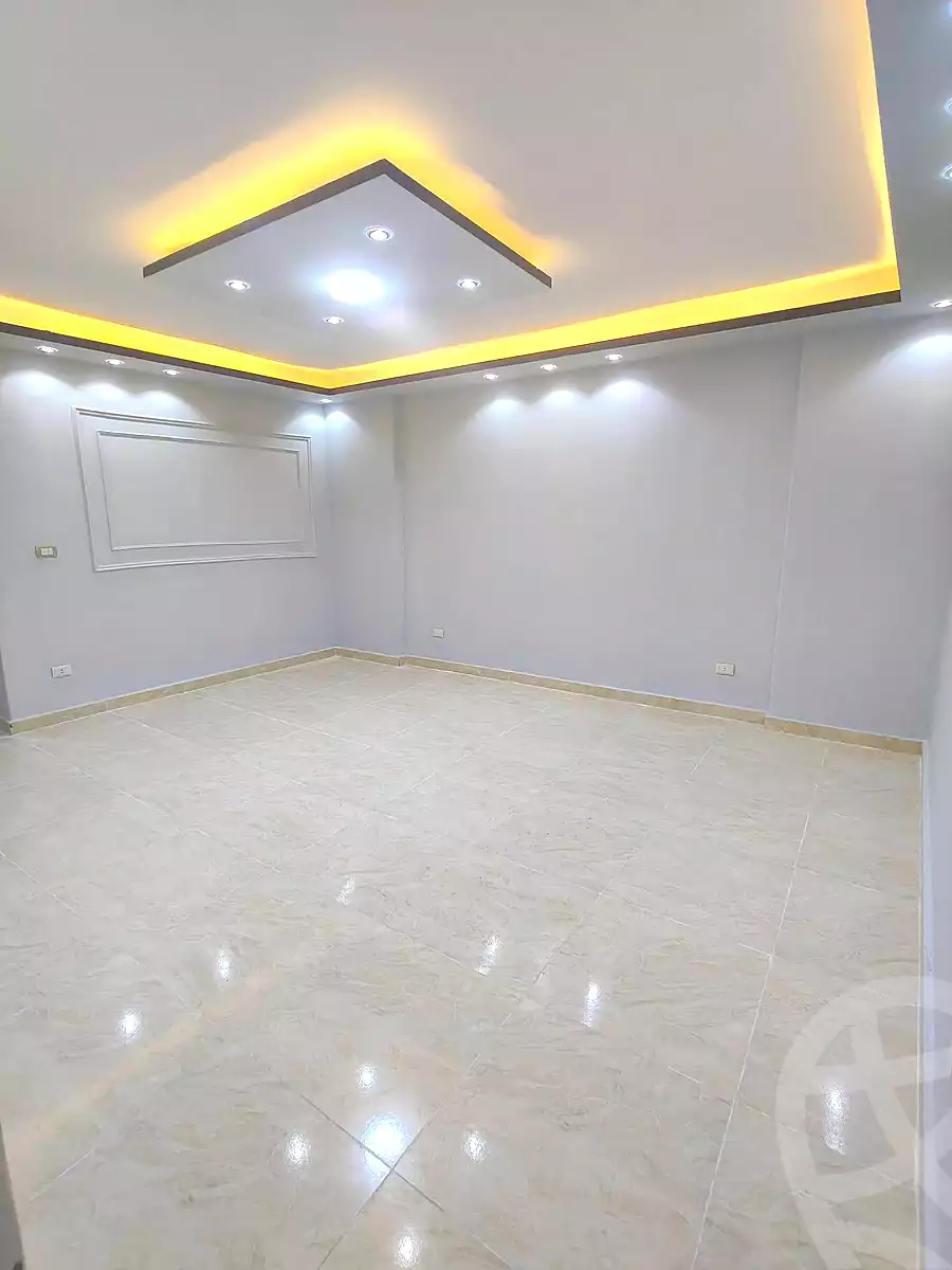 https://aqarmap.com.eg/ar/listing/7208647-for-sale-alexandria-miami-mahmoud-el-isawy-st