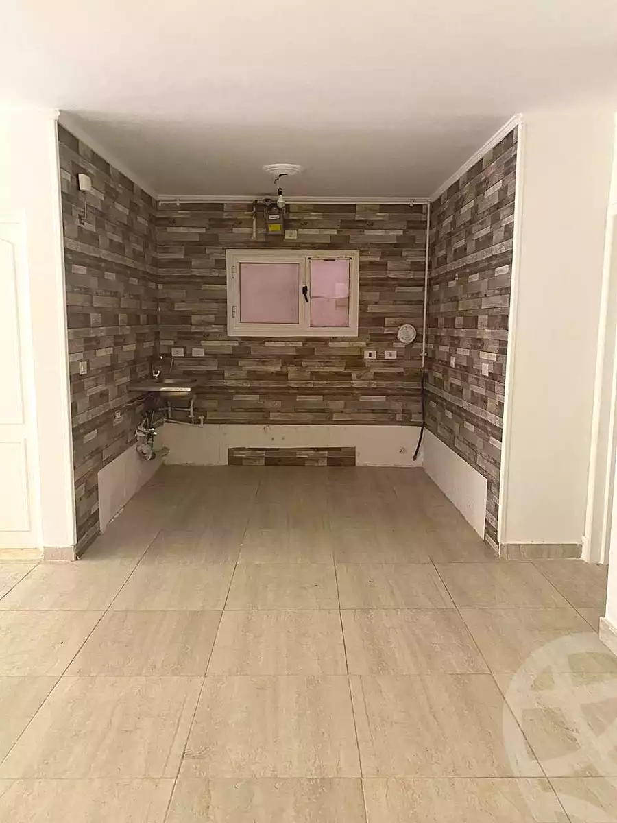 https://aqarmap.com.eg/en/listing/7208929-for-sale-cairo-new-cairo-lrhb-city-phase-4-ahmed-oraby-st