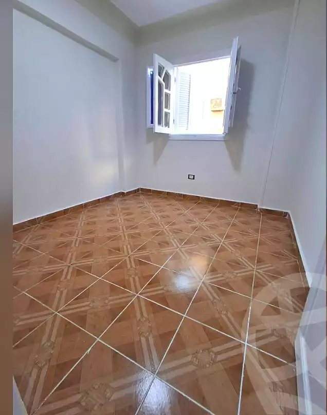 https://aqarmap.com.eg/en/listing/7209044-for-sale-alexandria-al-agamy-shataa-el-nakheel
