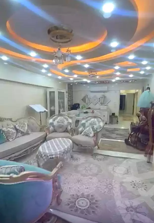 https://aqarmap.com.eg/ar/listing/7209275-for-sale-cairo-el-abbasiya