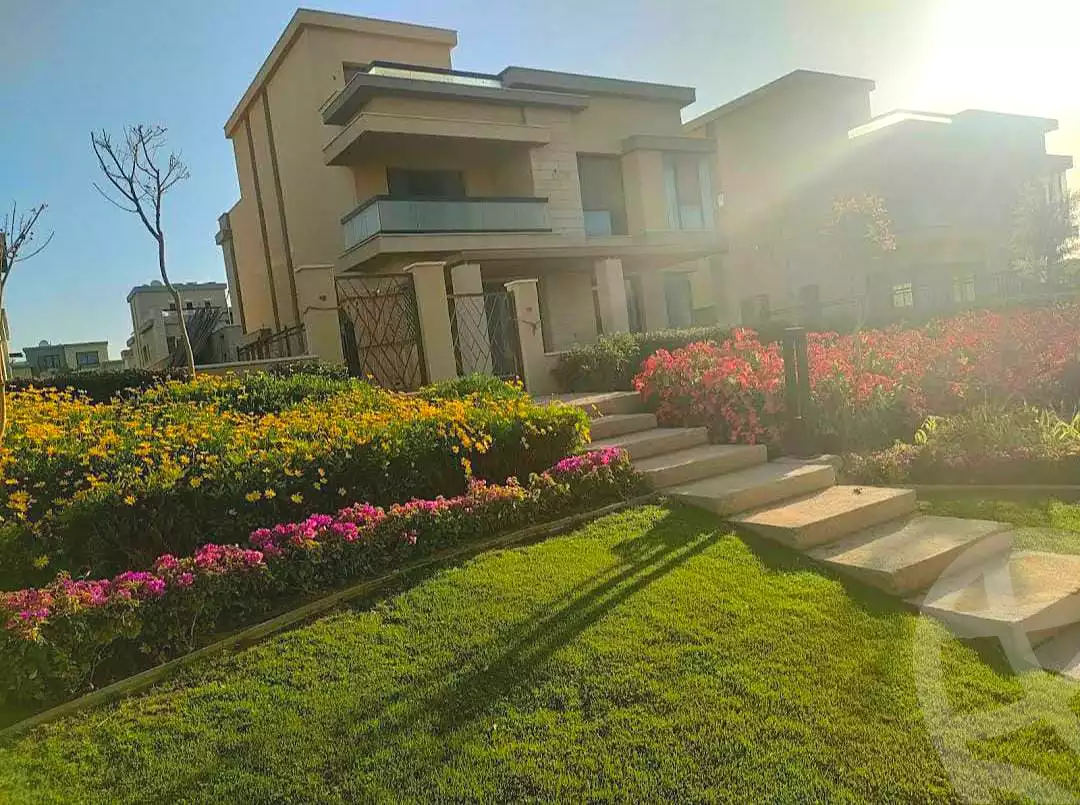 https://aqarmap.com.eg/ar/listing/7209366-for-sale-cairo-new-cairo-compounds-villette-kmbwnd-sky-kwndwz-swdyk-villette