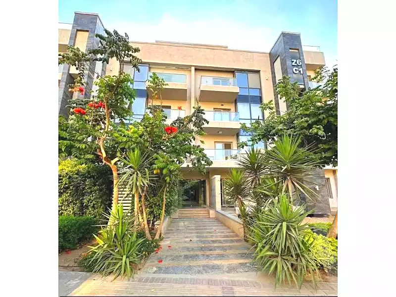 https://aqarmap.com.eg/en/listing/7209380-for-sale-cairo-new-cairo-compounds-galleria-moon-valley-compound-arabia