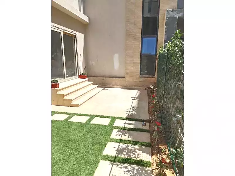 https://aqarmap.com.eg/en/listing/7209401-for-sale-cairo-new-cairo-compounds-galleria-moon-valley-compound-arabia