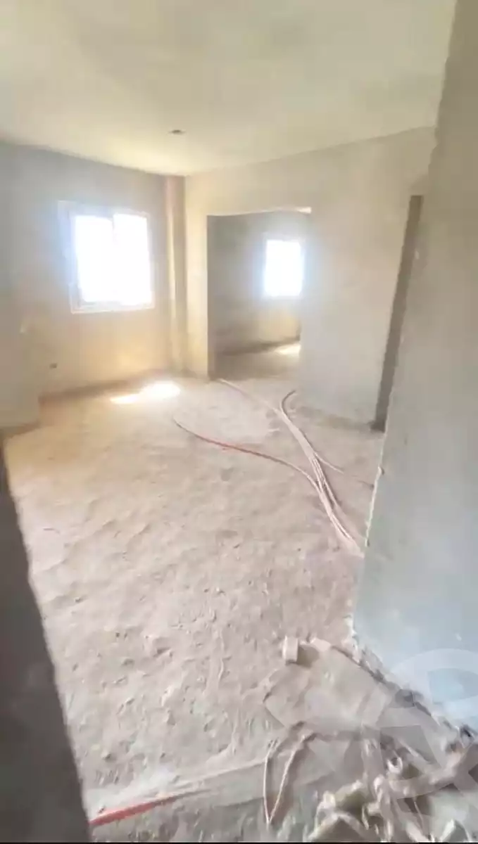 https://aqarmap.com.eg/en/listing/7209439-for-sale-cairo-el-sheikh-zayed-city-compounds-zayed-regency