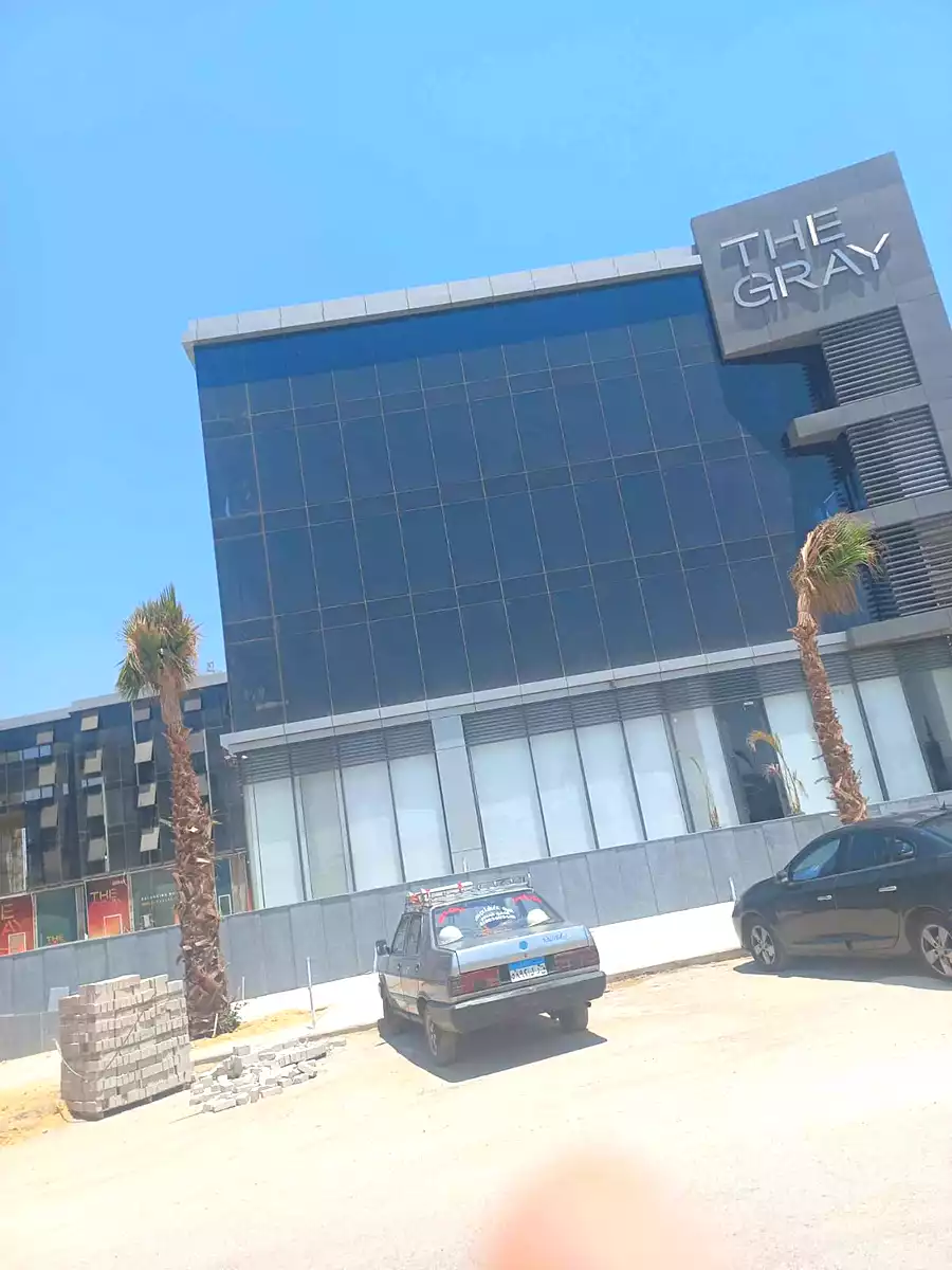 https://aqarmap.com.eg/en/listing/7209583-for-sale-cairo-new-cairo-compounds-the-gray-mall-hdp