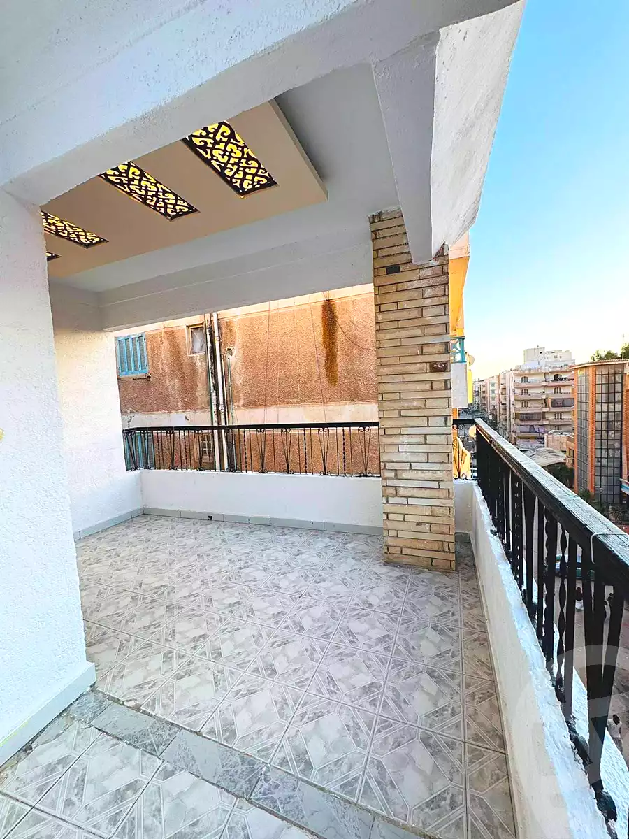 https://aqarmap.com.eg/ar/listing/7209631-for-sale-alexandria-al-agamy-shataa-el-nakheel