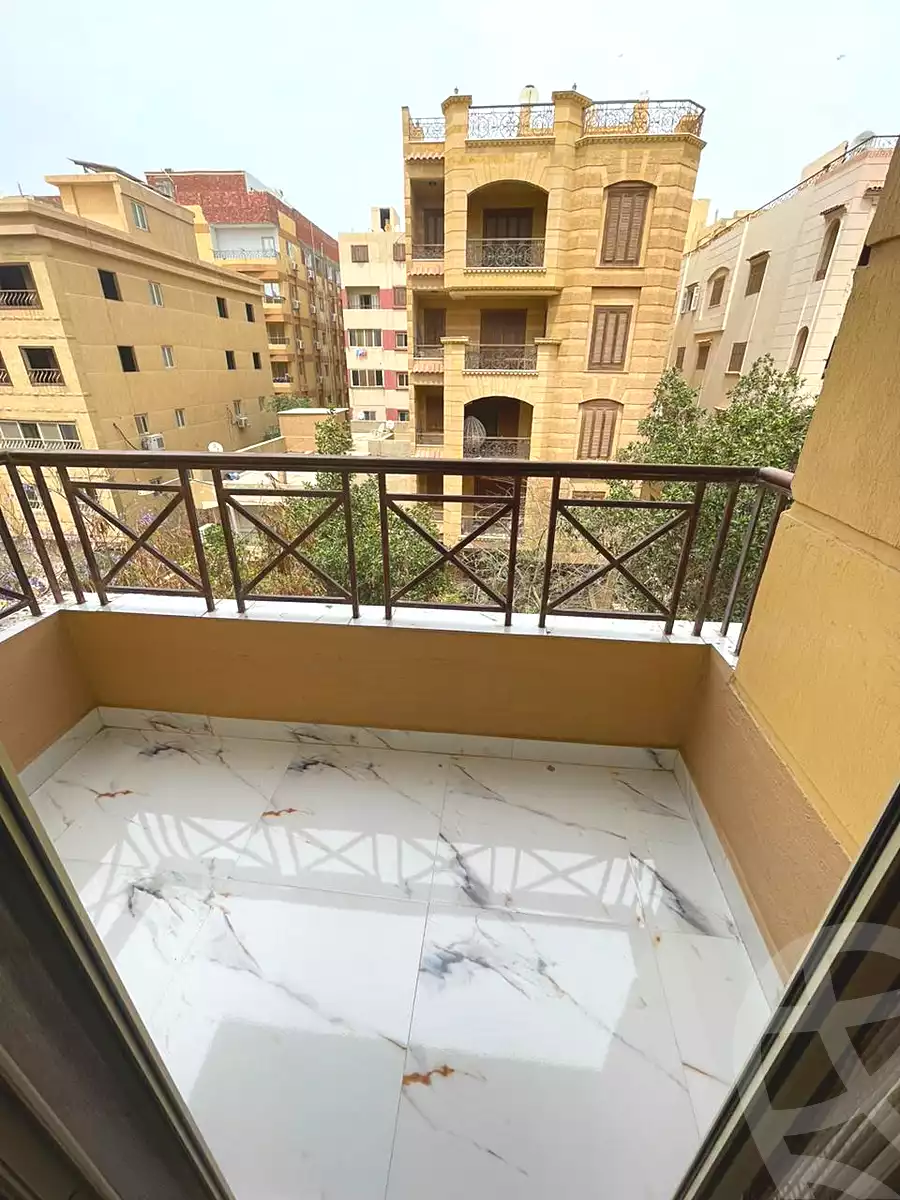 https://aqarmap.com.eg/ar/listing/7209641-for-sale-cairo-6th-of-october-el-ahyaa-neighborhood-3rd-street-39