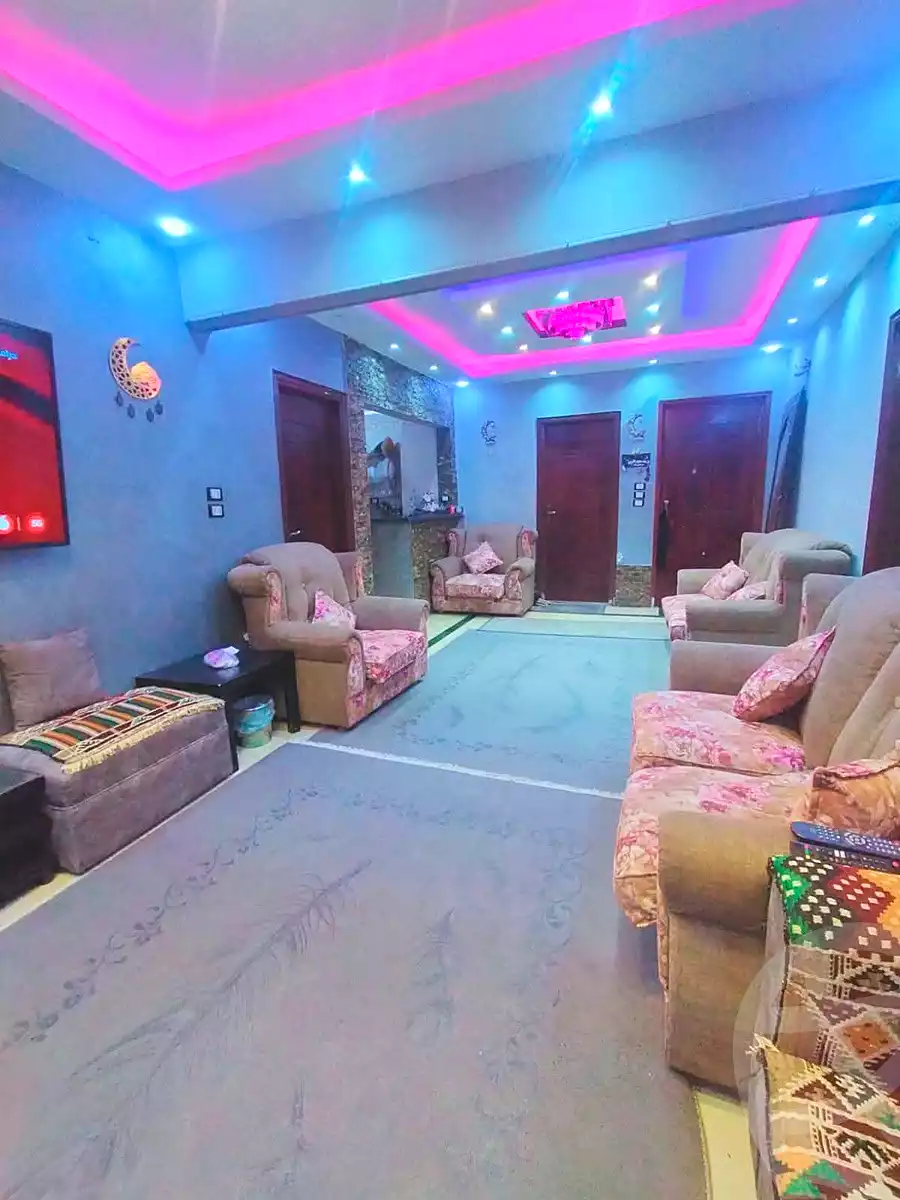 https://aqarmap.com.eg/en/listing/7209907-for-sale-cairo-helwan-helwan-el-sharkeya-heidar-st