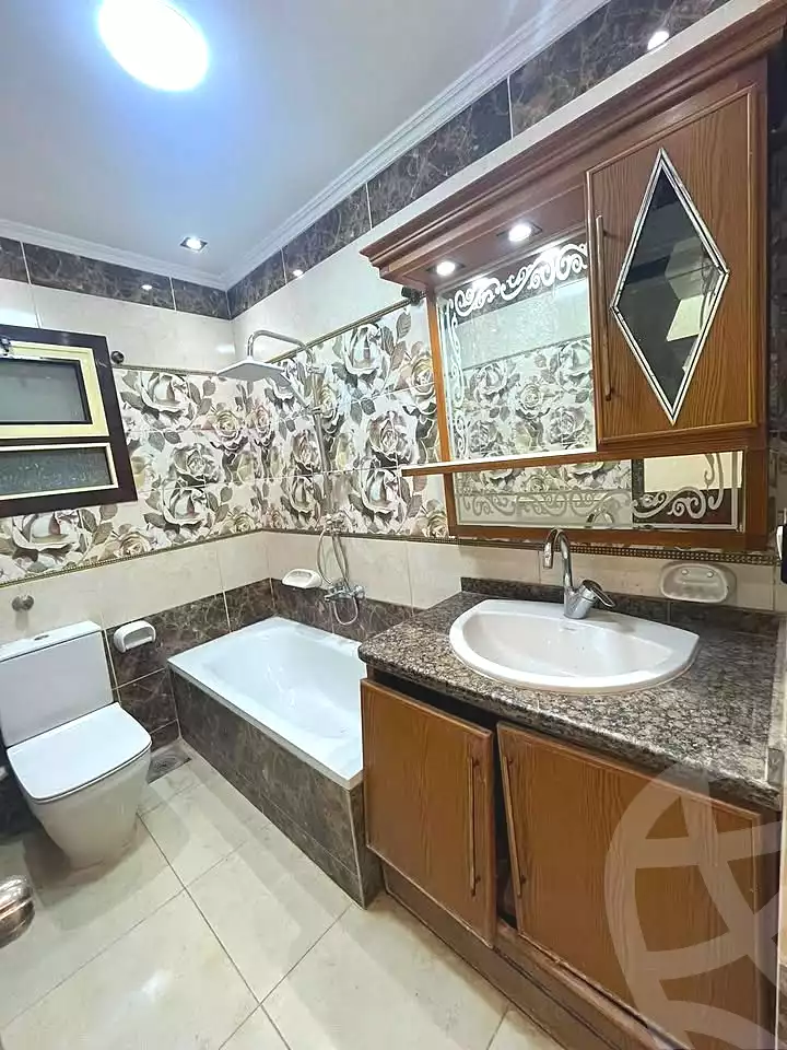 https://aqarmap.com.eg/en/listing/7210016-for-sale-alexandria-al-agamy-lbytsh-el-reyad-st