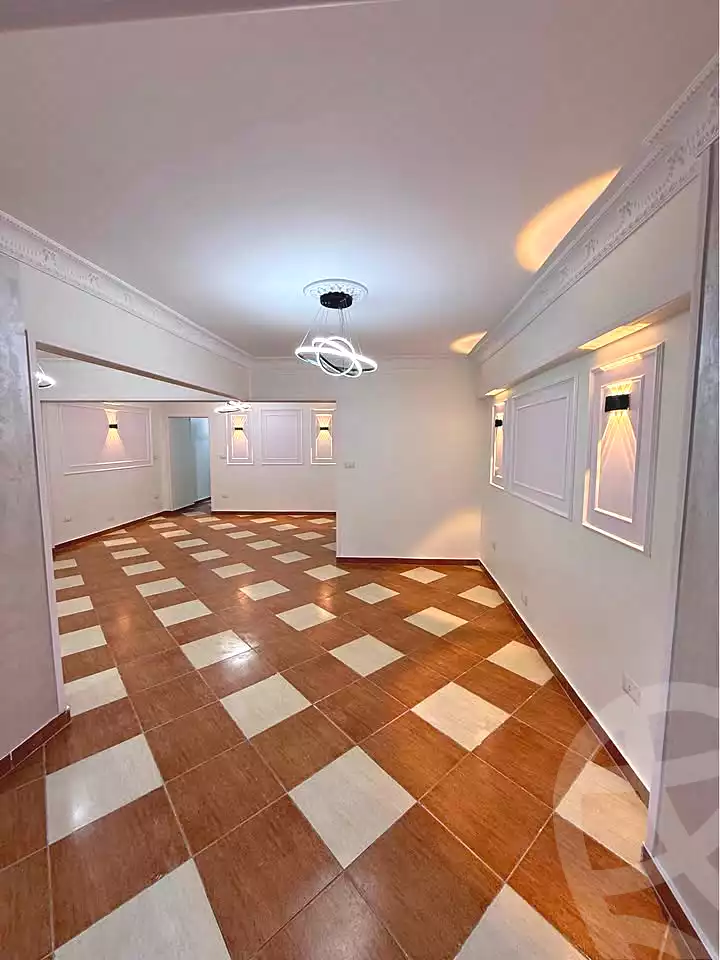 https://aqarmap.com.eg/ar/listing/7210075-for-sale-alexandria-el-asafra-l-sfr-bhry