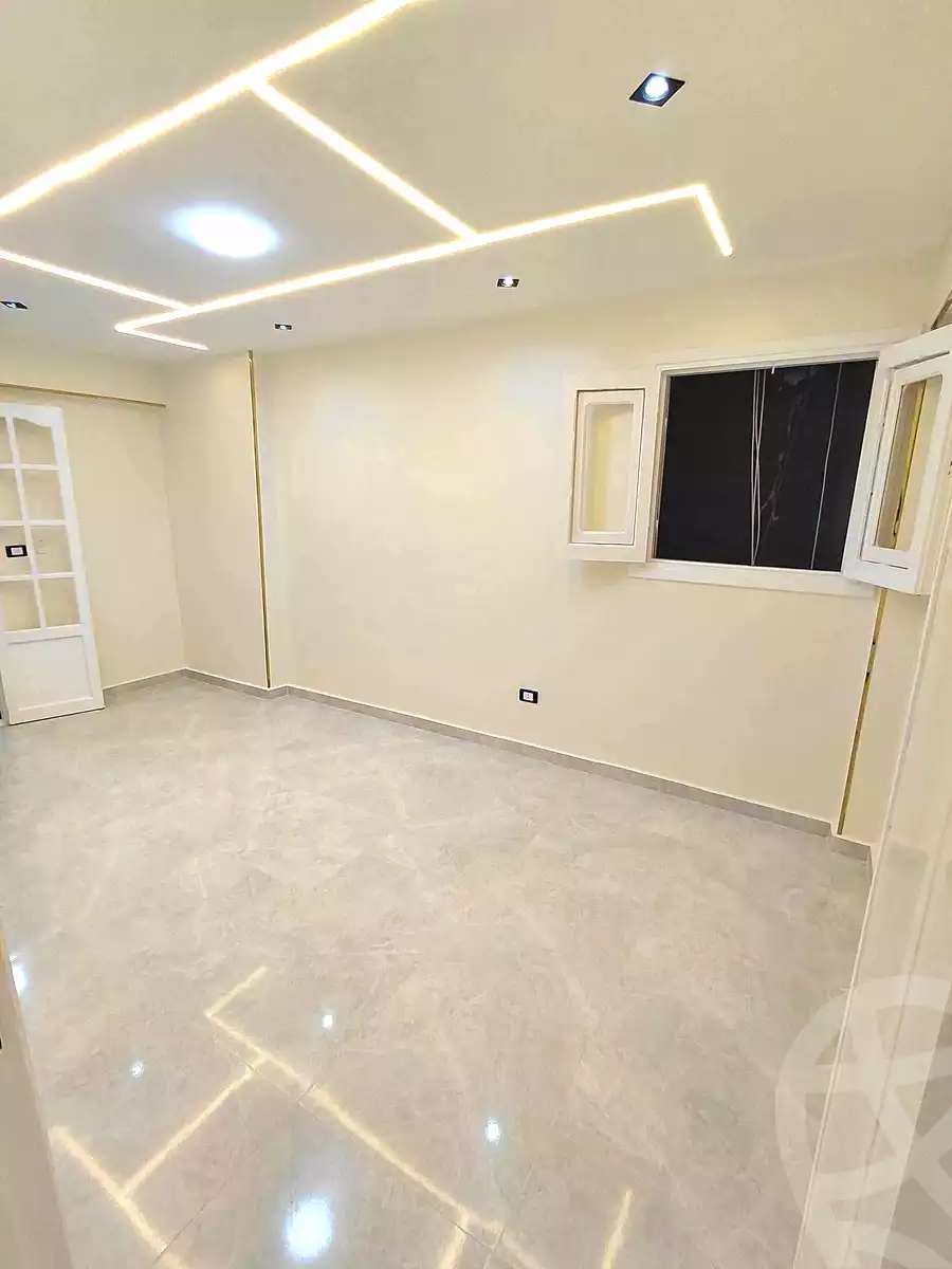 https://aqarmap.com.eg/en/listing/7210088-for-sale-alexandria-sydy-bshr-sydy-bshr-bhry-shr-mhmwd-l-yswy
