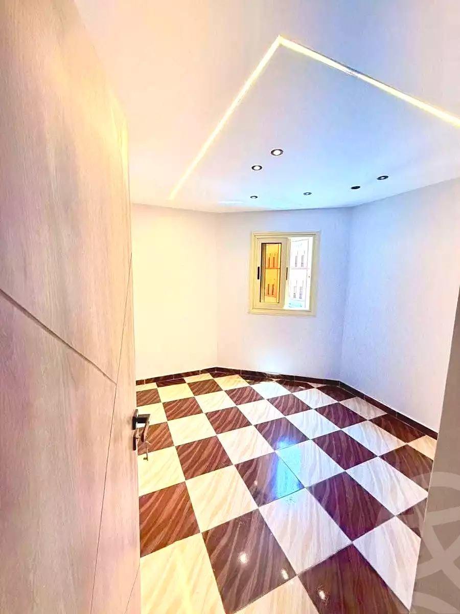 https://aqarmap.com.eg/ar/listing/7210105-for-sale-alexandria-sydy-bshr-sydy-bshr-bhry-shr-khld-bn-lwlyd