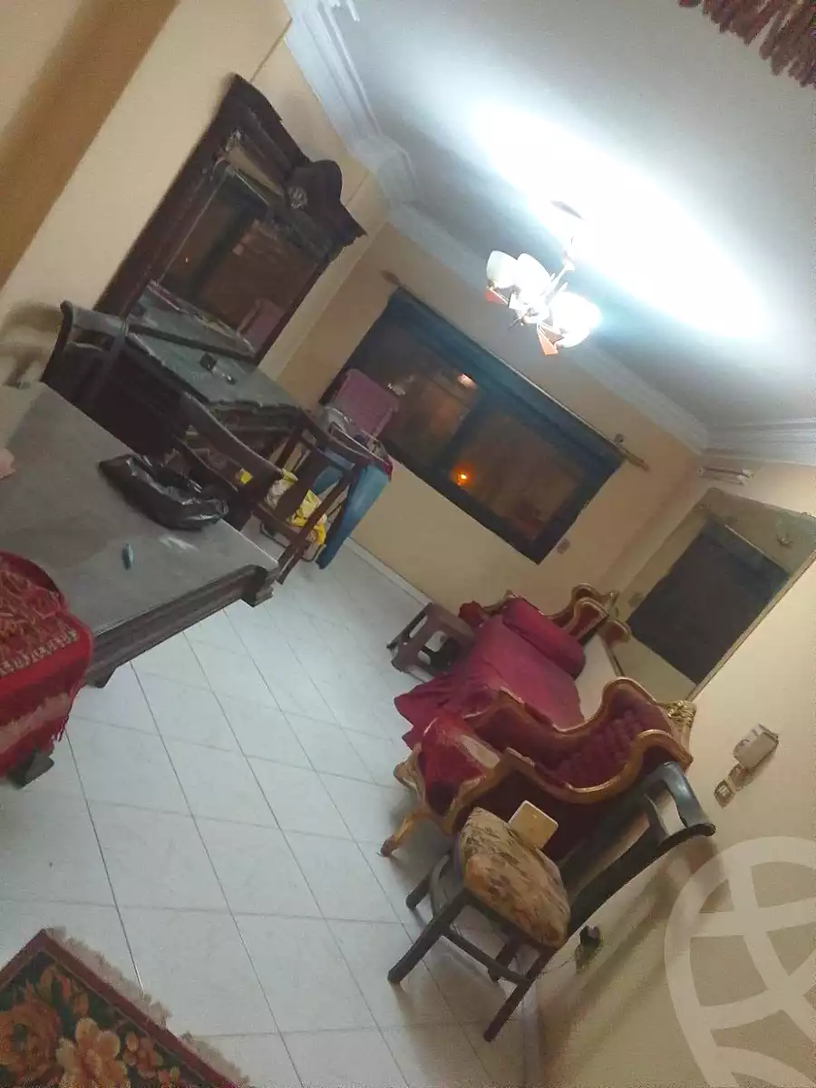 https://aqarmap.com.eg/en/listing/7210143-for-sale-cairo-helwan-ahmed-enci-st