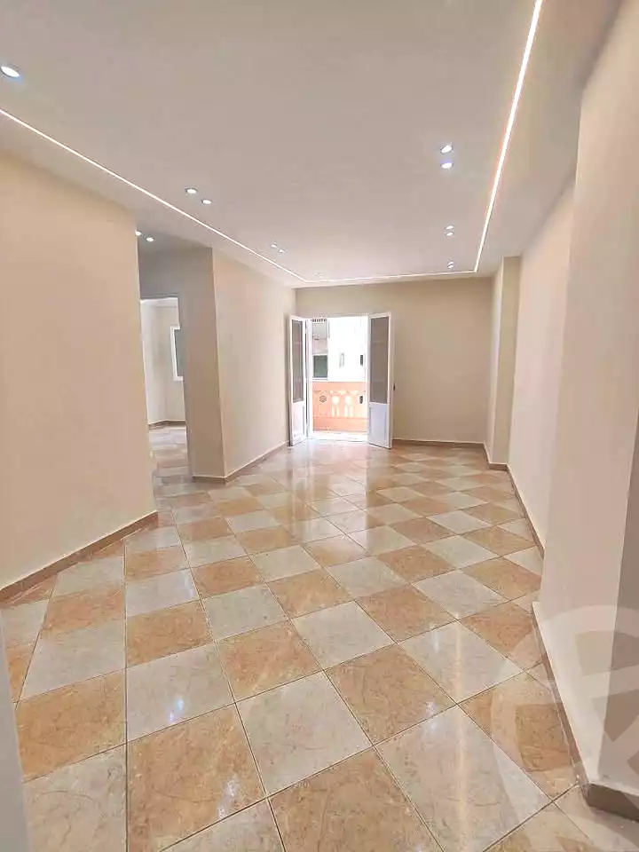 https://aqarmap.com.eg/ar/listing/7210266-for-sale-alexandria-el-asafra-shr-45