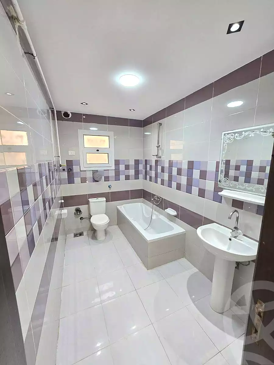 https://aqarmap.com.eg/ar/listing/7210265-for-sale-alexandria-sydy-bshr-sydy-bshr-bhry-shr-mhmwd-l-yswy