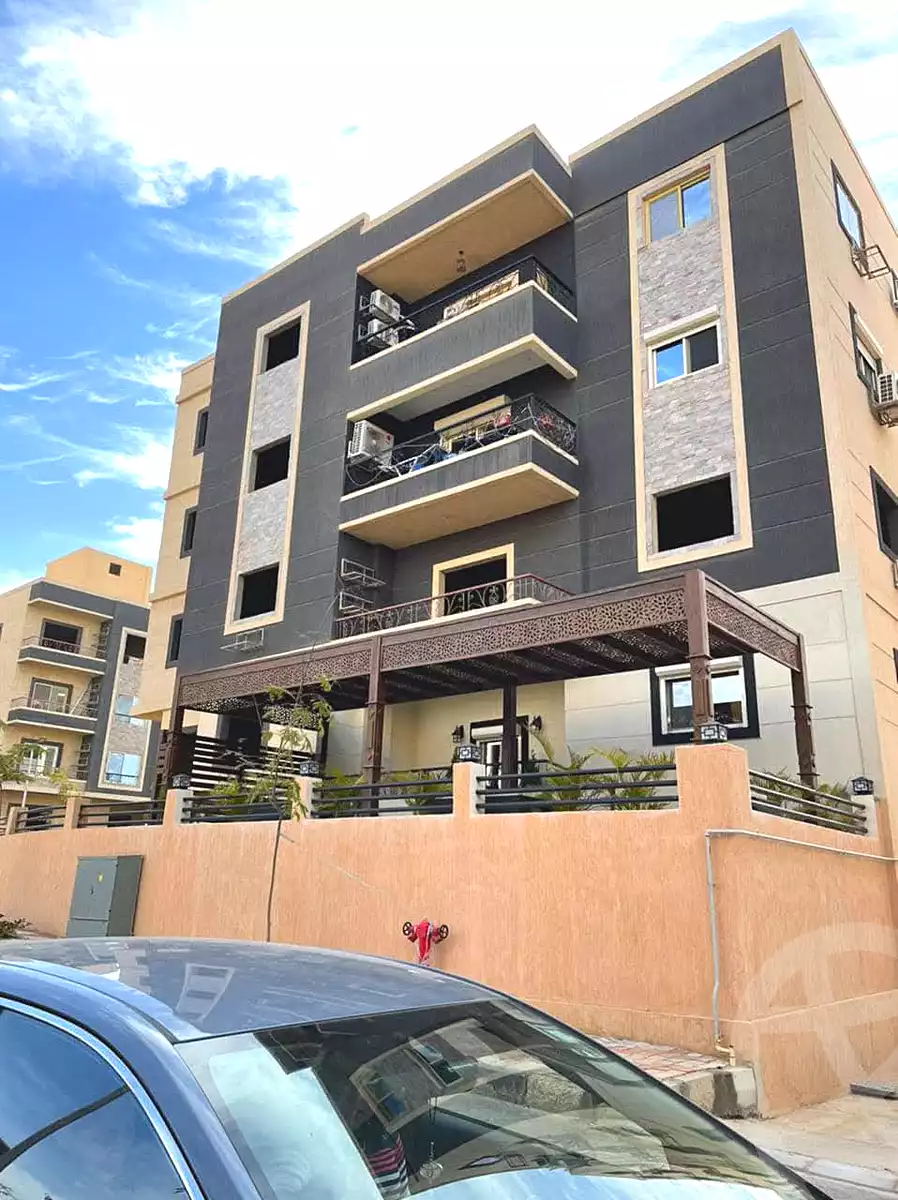 https://aqarmap.com.eg/en/listing/7210273-for-sale-cairo-new-cairo-compounds-sephora-heights