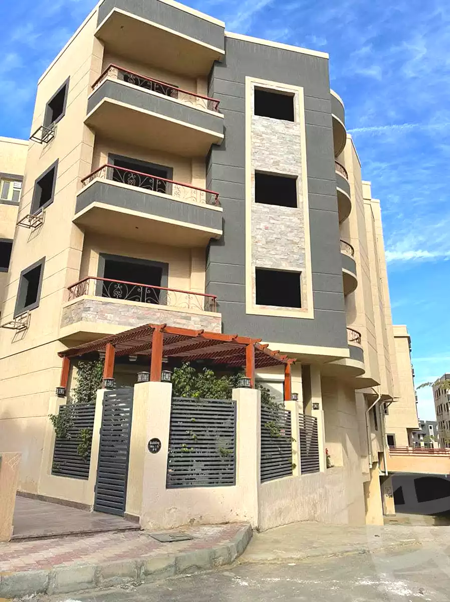 https://aqarmap.com.eg/en/listing/7210273-for-sale-cairo-new-cairo-compounds-sephora-heights