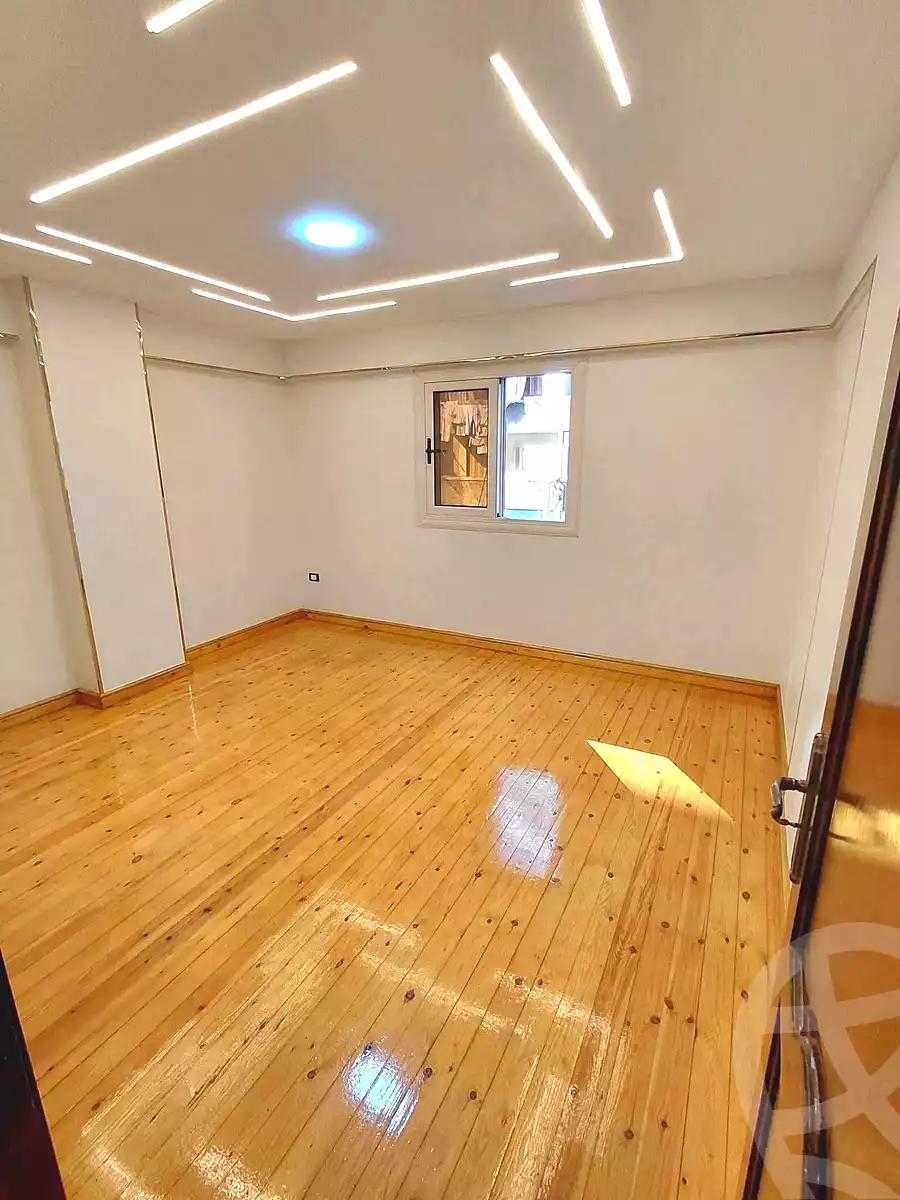 https://aqarmap.com.eg/ar/listing/7210281-for-sale-alexandria-sydy-bshr-sydy-bshr-bhry-shr-lsg-mhmd-bd-lslm