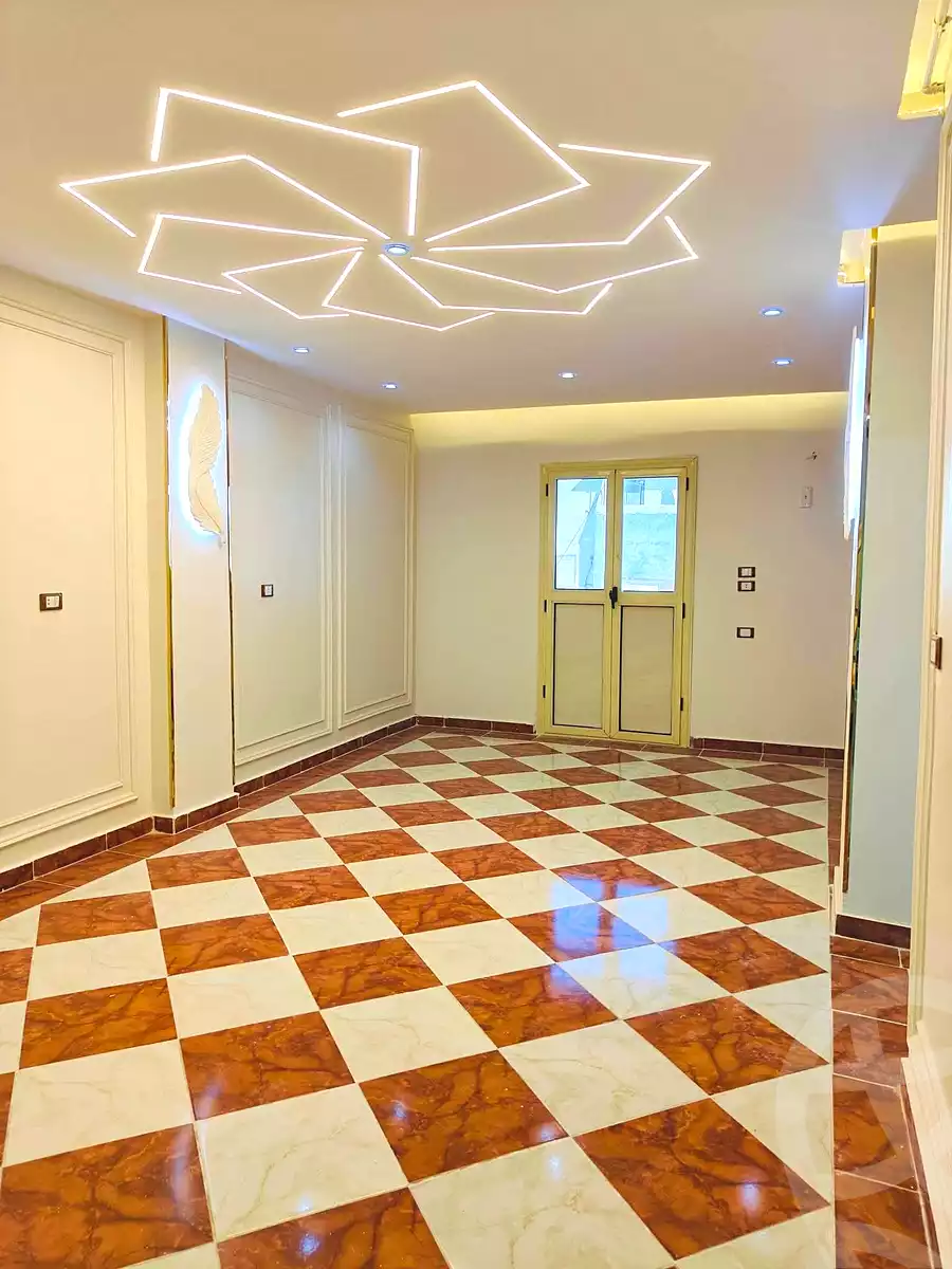 https://aqarmap.com.eg/ar/listing/7210409-for-sale-alexandria-al-agamy-el-hanouvel-radwan-st