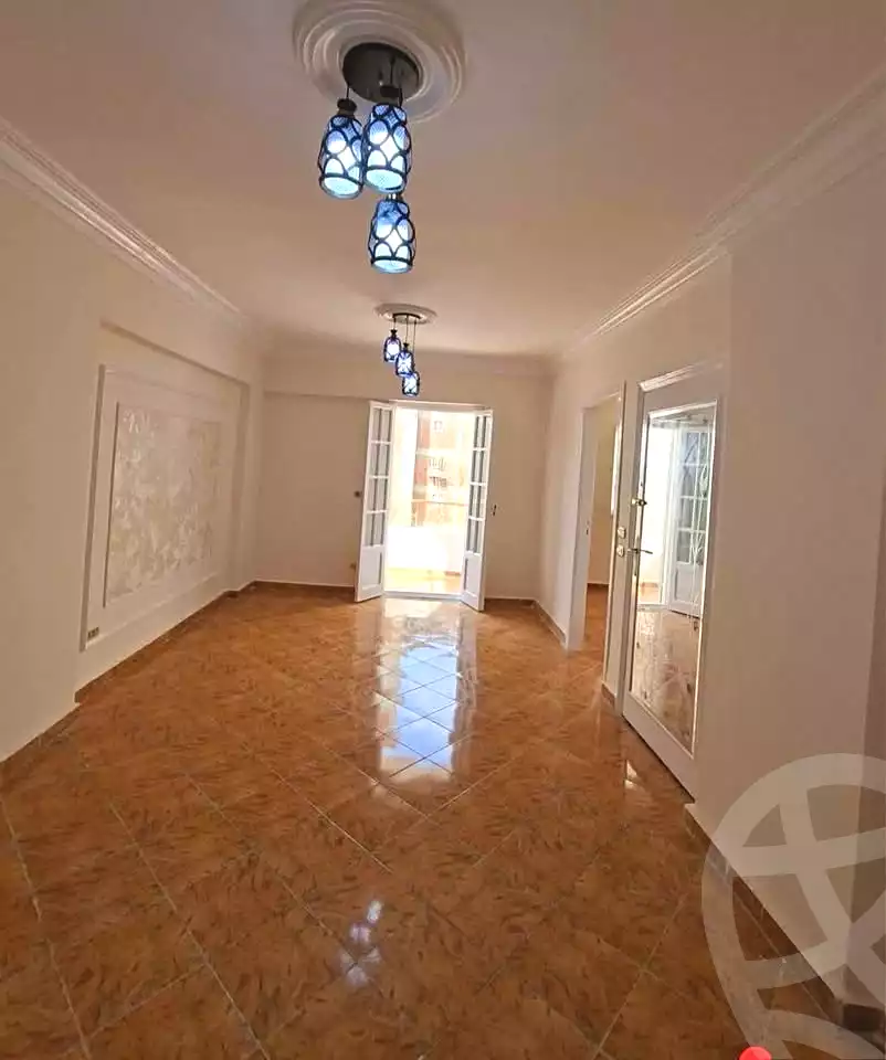 https://aqarmap.com.eg/ar/listing/7210436-for-sale-alexandria-el-asafra-l-sfr-bhry