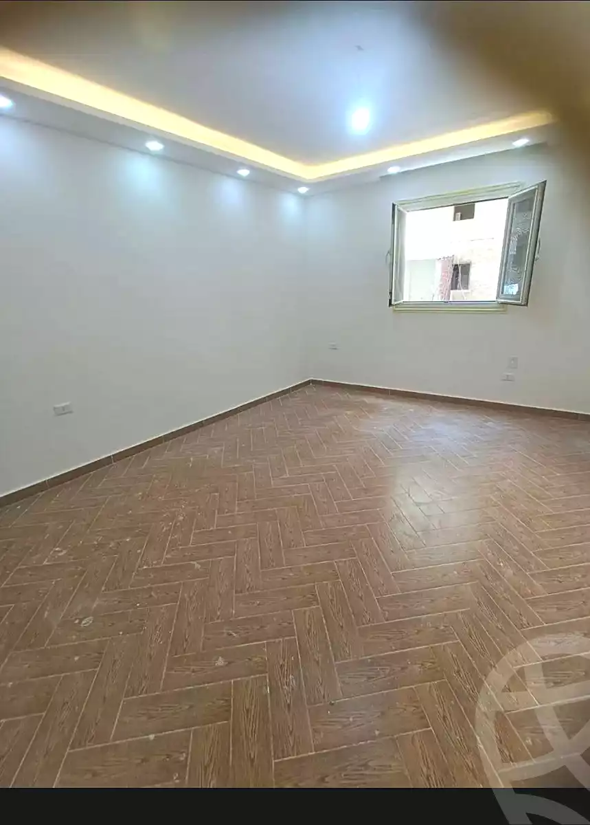 https://aqarmap.com.eg/en/listing/7210648-for-sale-alexandria-sydy-bshr-sydy-bshr-bhry-street-17